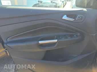 2013 Ford Escape Titanium – miniatura 9