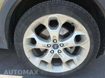 2013 Ford Escape Titanium – miniatura 25