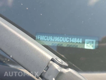 2013 Ford Escape Titanium – miniatura 2