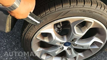 2013 Ford Escape Titanium – miniatura 33