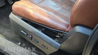 2013 Ford Expedition King Ranch – miniatura 22