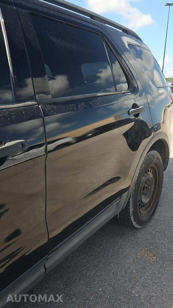 2013 Ford Explorer - miniatura 32