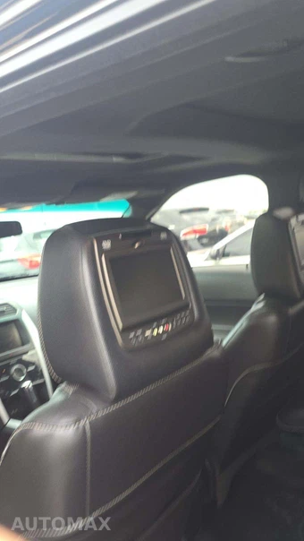 2013 Ford Explorer Sport – miniatura 31