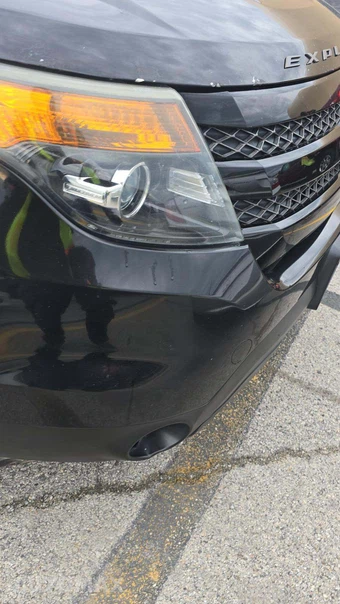 2013 Ford Explorer Sport – miniatura 40