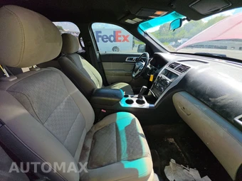 2013 Ford Explorer XLT - miniatura 8