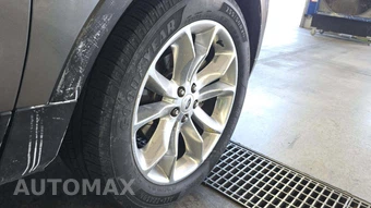 2013 Ford Explorer XLT – miniatura 27