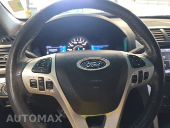 2013 Ford Explorer XLT – miniatura 10