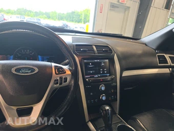2013 Ford Explorer XLT – miniatura 11