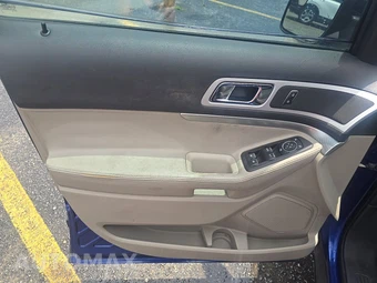 2013 Ford Explorer XLT – miniatura 9