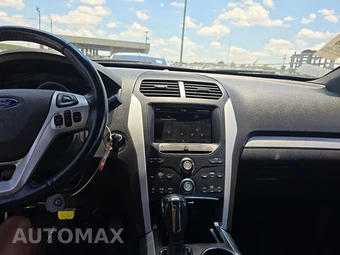2013 Ford Explorer XLT – miniatura 11