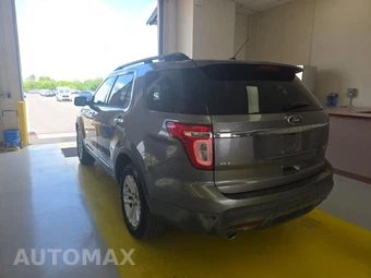 2013 Ford Explorer XLT – miniatura 6