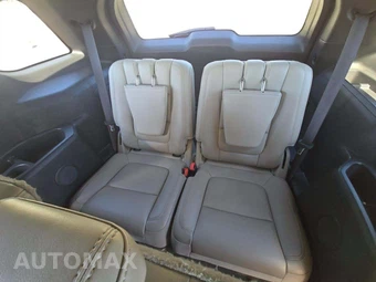 2013 Ford Explorer XLT – miniatura 11