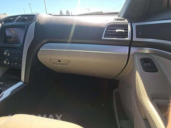 2013 Ford Explorer XLT – miniatura 17