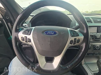 2013 Ford Explorer XLT – miniatura 10