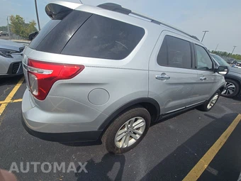 2013 Ford Explorer XLT – miniatura 4
