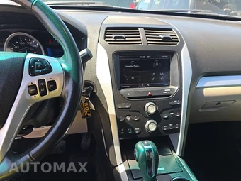 2013 Ford Explorer XLT – miniatura 11
