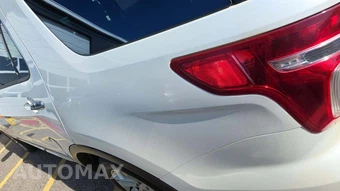 2013 Ford Explorer XLT – miniatura 27