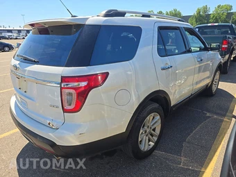 2013 Ford Explorer XLT – miniatura 4