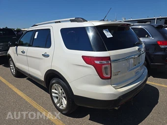 2013 Ford Explorer XLT – miniatura 6