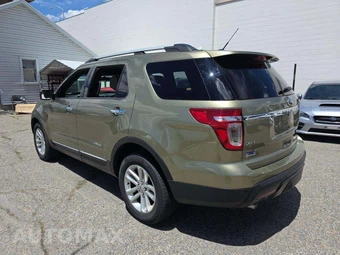 2013 Ford Explorer XLT – miniatura 2