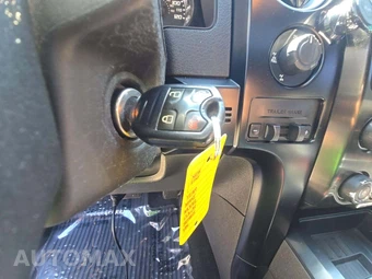 2013 Ford F-150 FX4 Crew Cab Short Bed - miniatura 8