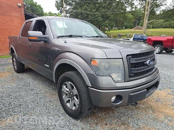 2013 Ford F-150 FX4 Crew Cab Short Bed - miniatura 4