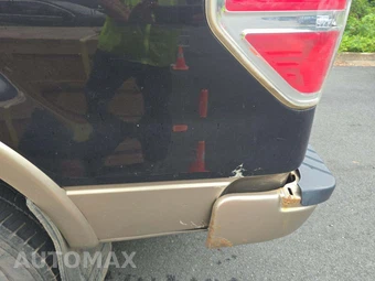 2013 Ford F-150 Lariat Crew Cab Medium Bed – miniatura 35