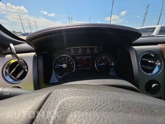 2013 Ford F-150 Lariat Crew Cab Medium Bed - miniatura 12