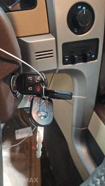2013 Ford F-150 Lariat Crew Cab Short Bed – miniatura 17