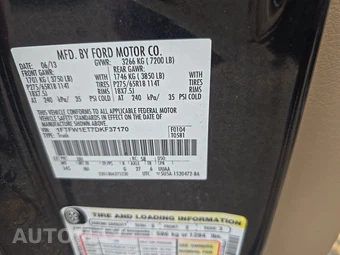 2013 Ford F-150 Lariat Crew Cab Short Bed - miniatura 14