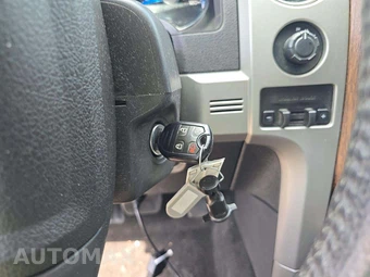 2013 Ford F-150 Lariat Crew Cab Short Bed - miniatura 8