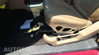 2013 Ford F-150 Lariat Extended Cab Medium Bed w/Rear Doors - miniatura 24