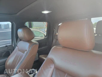 2013 Ford F-150 Platinum Crew Cab Extra Short Bed - miniatura 28
