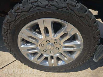2013 Ford F-150 Platinum Crew Cab Medium Bed - miniatura 18