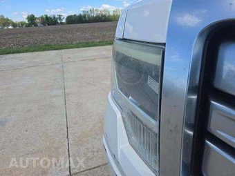 2013 Ford F-150 Platinum Crew Cab Medium Bed - miniatura 2