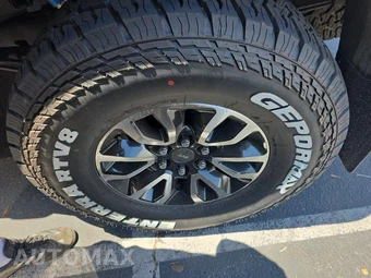 2013 Ford F-150 SVT Raptor Crew Cab Short Bed - miniatura 24