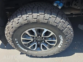2013 Ford F-150 SVT Raptor Crew Cab Short Bed - miniatura 21