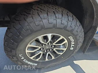 2013 Ford F-150 SVT Raptor Crew Cab Short Bed - miniatura 24