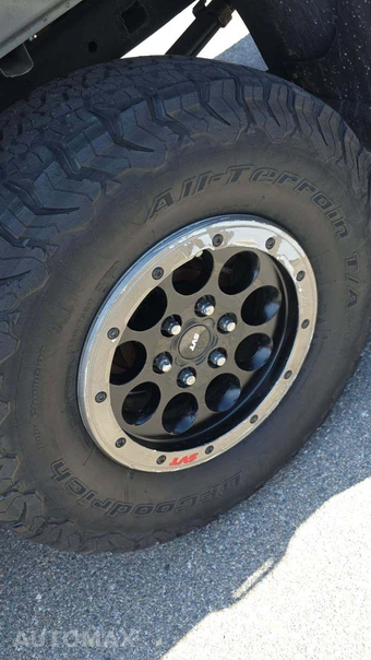 2013 Ford F-150 SVT Raptor Crew Cab Short Bed - miniatura 29