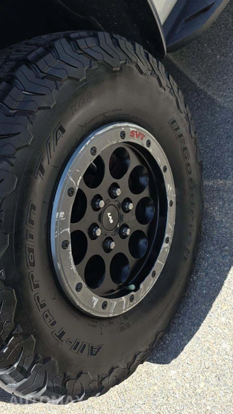 2013 Ford F-150 SVT Raptor Crew Cab Short Bed - miniatura 32