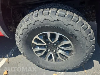 2013 Ford F-150 SVT Raptor Crew Cab Short Bed - miniatura 11