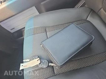 2013 Ford F-150 SVT Raptor Crew Cab Short Bed - miniatura 26