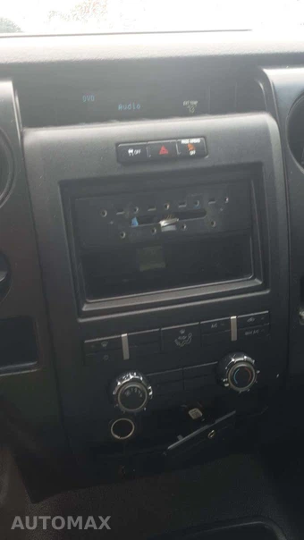 2013 Ford F-150 XL Regular Cab Long Bed - miniatura 18