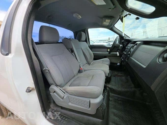 2013 Ford F-150 XL Regular Cab Medium Bed – miniatura 16
