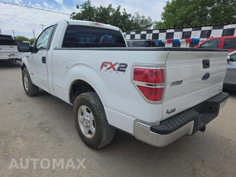 2013 Ford F-150 XL Regular Cab Medium Bed – miniatura 2