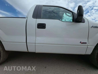 2013 Ford F-150 XL Regular Cab Medium Bed – miniatura 26