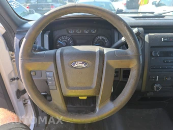 2013 Ford F-150 XL Regular Cab Medium Bed – miniatura 10
