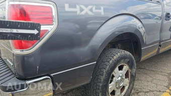 2013 Ford F-150 XLT Crew Cab Medium Bed – miniatura 25