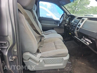 2013 Ford F-150 XLT Crew Cab Medium Bed – miniatura 8