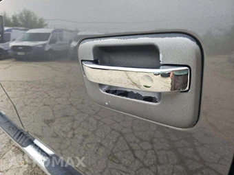 2013 Ford F-150 XLT Crew Cab Medium Bed - miniatura 19